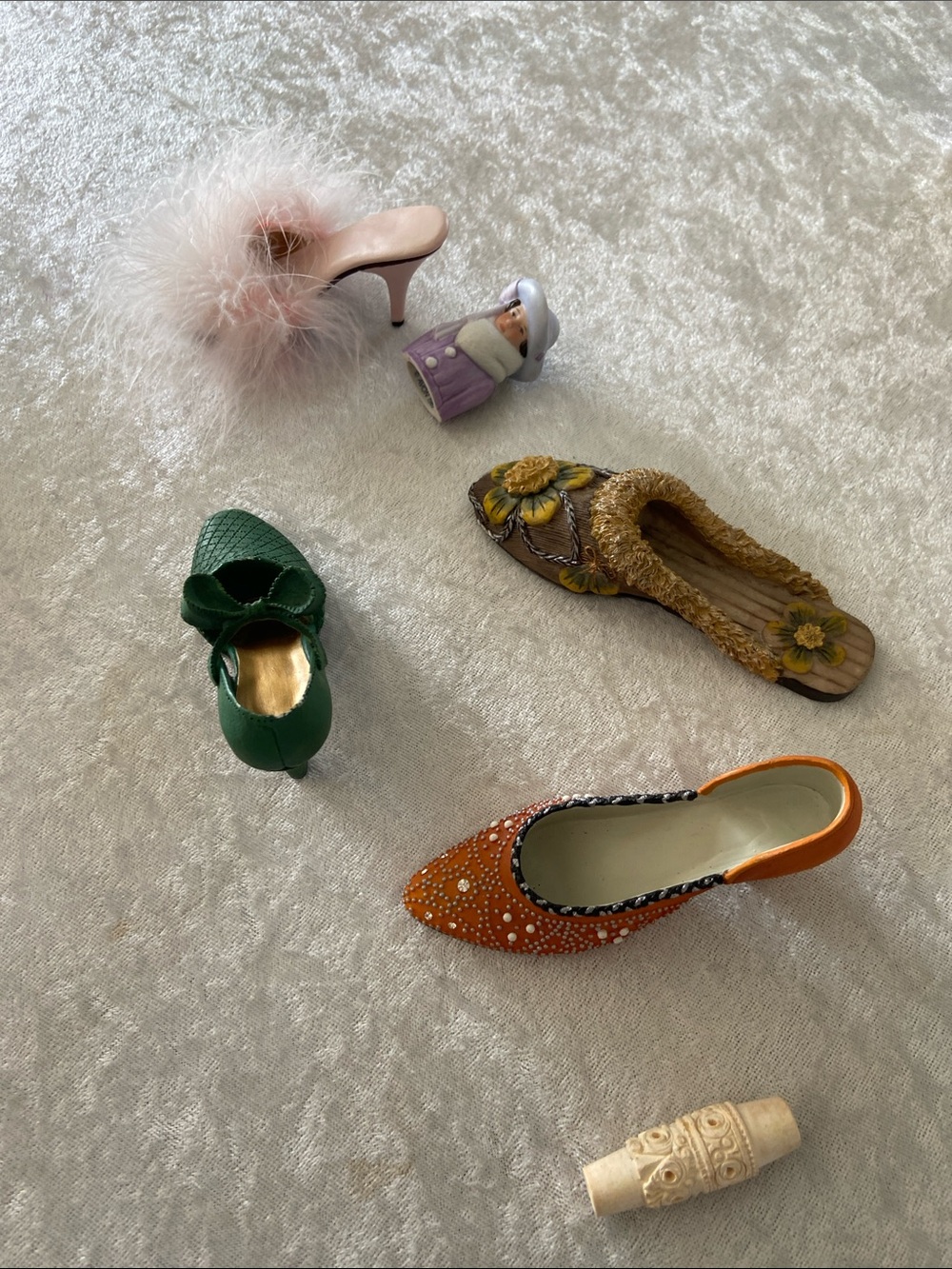 3 Vintage Collectibles ceramic high heel miniatures and 1983 Avon lady.